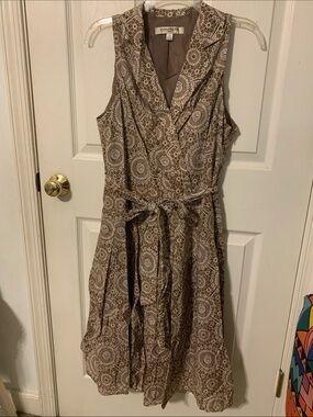 Evan Picone Brown Floral Batik Print Sleeveless Surplice Midi Dress  -  size 14